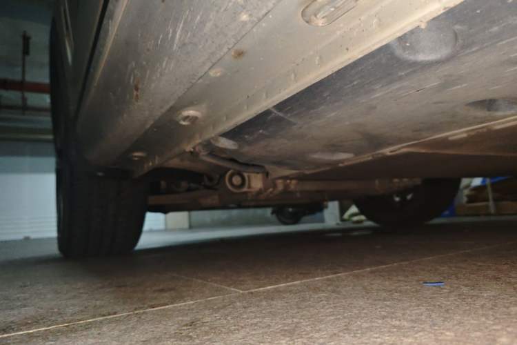 Used Roewe MARVEL X 2018 Rear-Drive Model Chassis Front Left