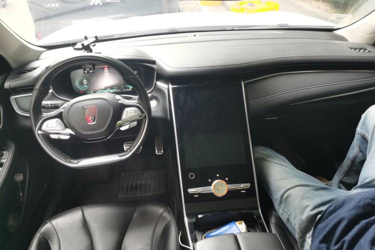 Used Roewe MARVEL X 2018 Rear-Drive Model Center Console