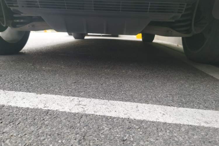 Used Roewe MARVEL X 2018 Rear-Drive Model Chassis Rear Left