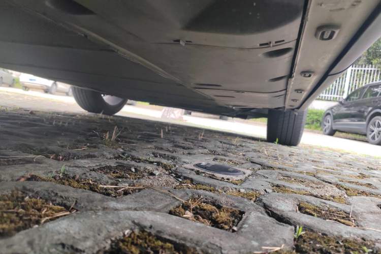 Used Roewe MARVEL X 2018 Rear-Drive Model Chassis Rear Right