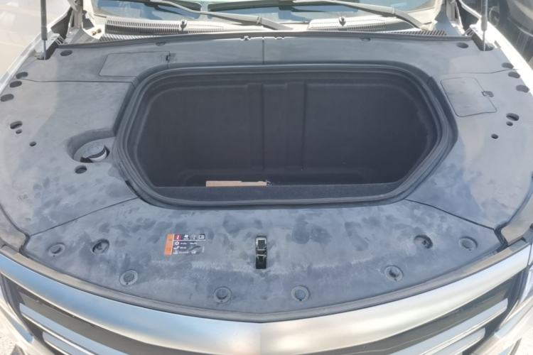 Used Roewe MARVEL X 2018 Rear-Drive Model Engine Bay