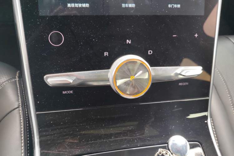 Used Roewe MARVEL X 2018 Rear-Drive Model Gear Lever