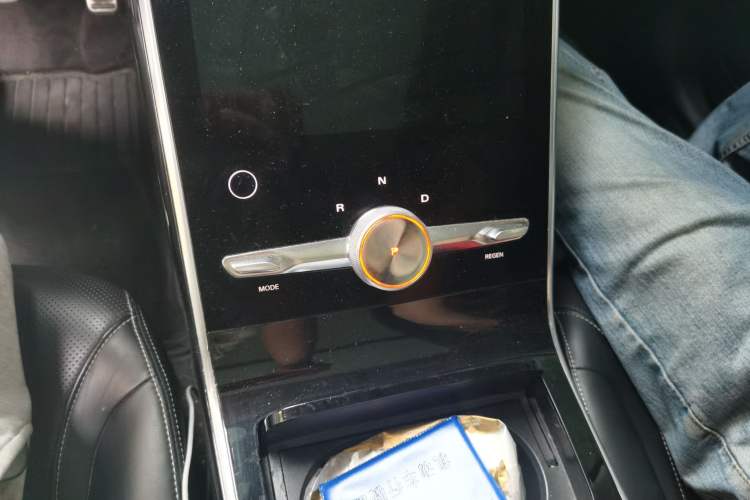 Used Roewe MARVEL X 2018 Rear-Drive Model Gear Lever