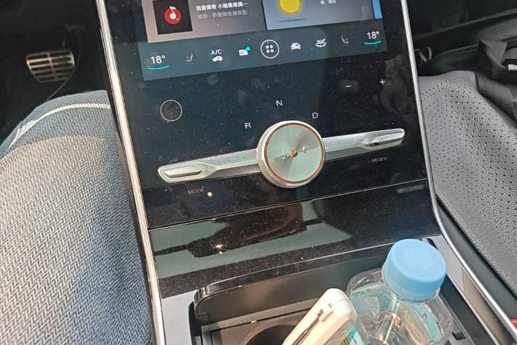 Used Roewe MARVEL X 2018 Rear-Drive Model Gear Lever