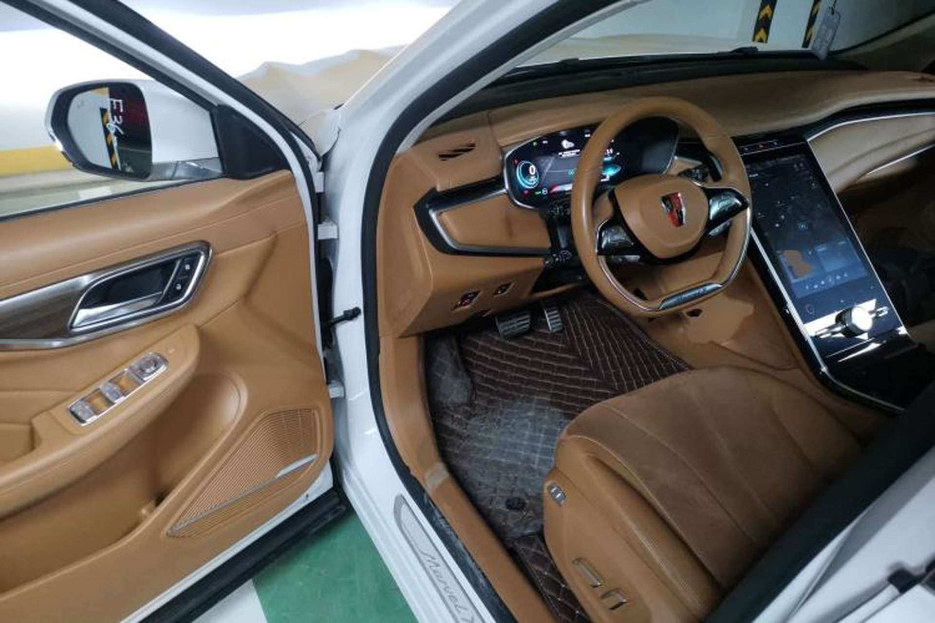 Used Roewe MARVEL X 2018 Rear-Drive Model Interior 3