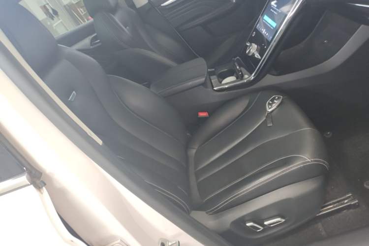 Used Roewe MARVEL X 2018 Rear-Drive Model Right Front Seat