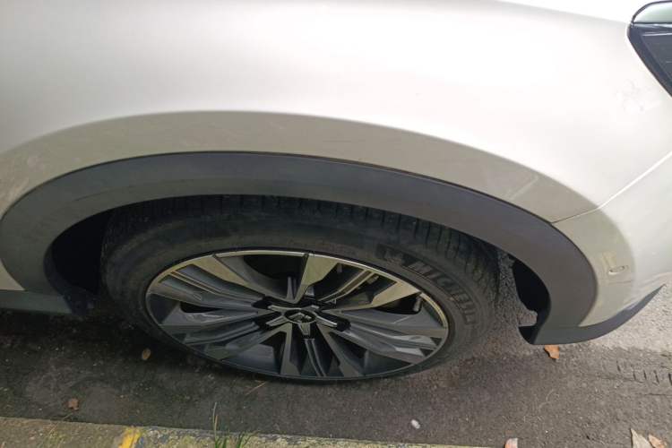 Used Roewe MARVEL X 2018 All-Wheel-Drive Model Right Front Wheel Hub