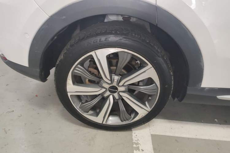 Used Roewe MARVEL X 2018 Rear-Drive Model Right Rear Wheel Hub