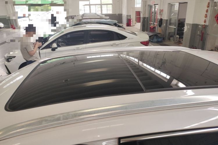 Used Roewe MARVEL X 2018 Rear-Drive Model Roof