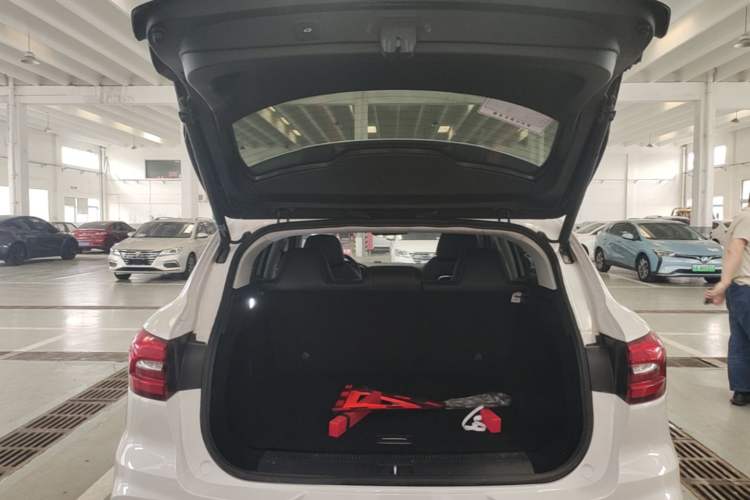 Used Roewe MARVEL X 2018 Rear-Drive Model Trunk