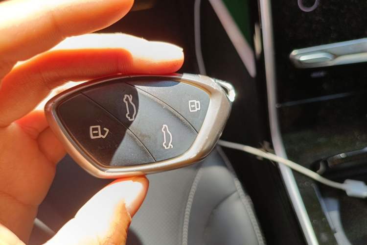 Used Roewe MARVEL X 2018 Rear-Drive Model Vehicle Key