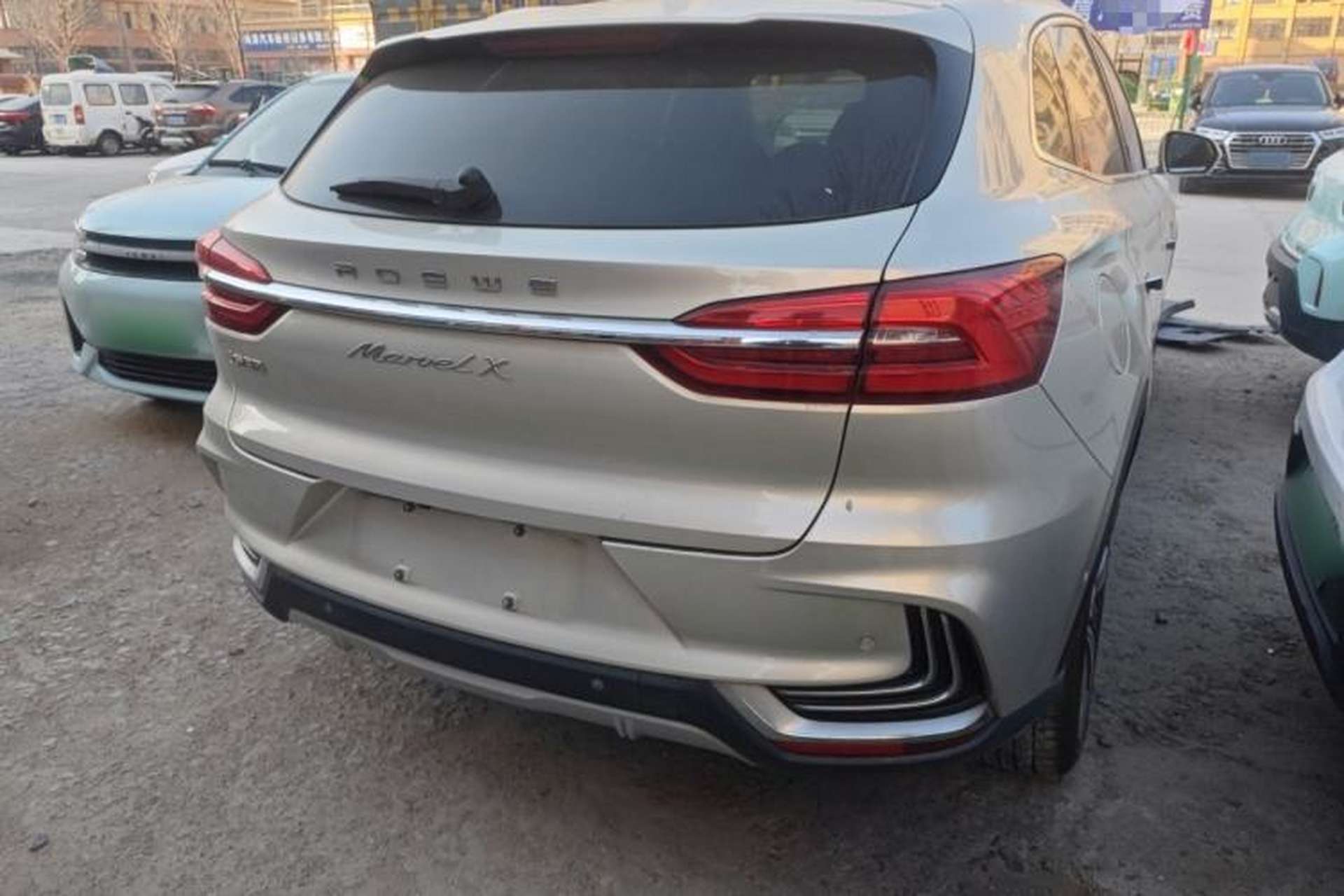 Used Roewe MARVEL X 2018 Rear-Drive Model Exterior 5