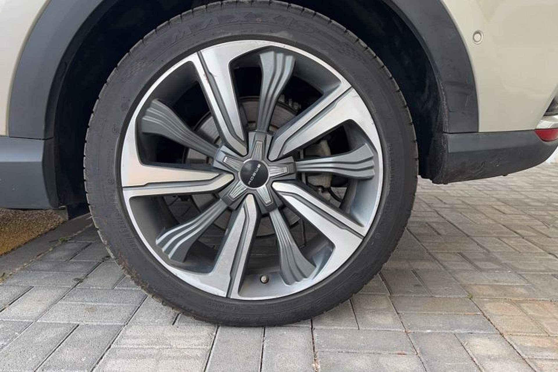 Used Roewe MARVEL X 2018 Rear-Drive Model Exterior 6