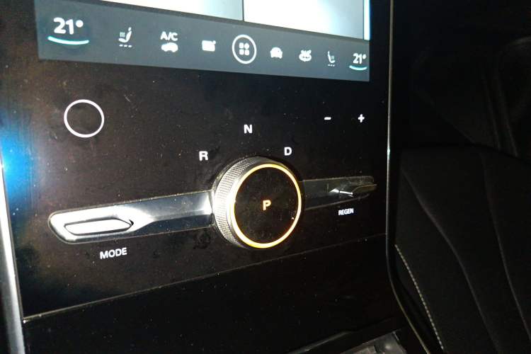Used Roewe MARVEL X 2018 Rear-Drive Model Gear Lever