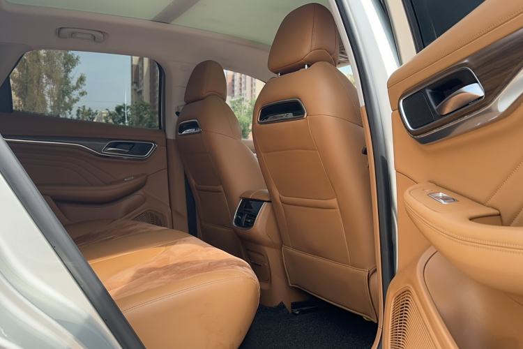 Used Roewe MARVEL X 2018 Rear-Drive Model Interior 2