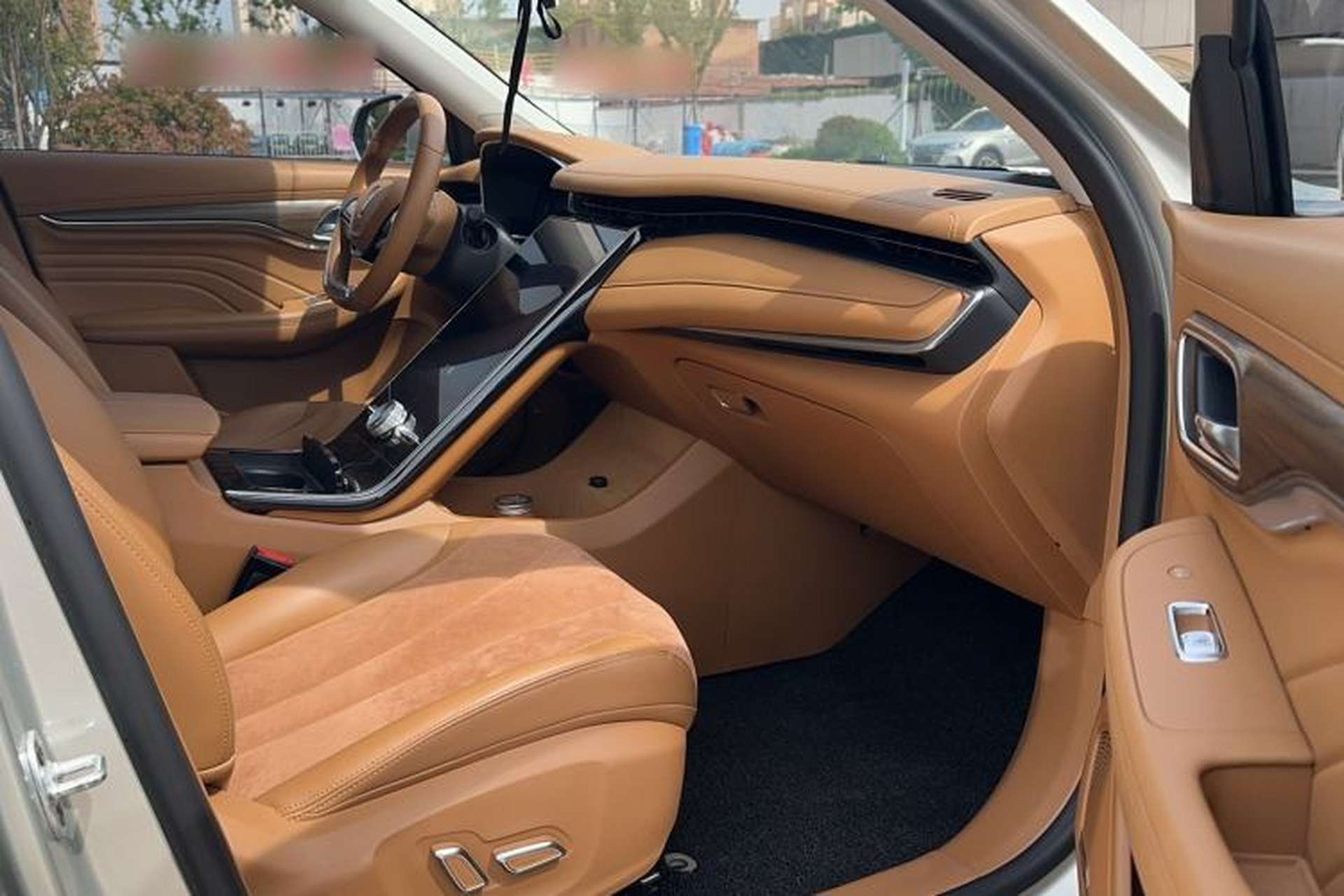 Used Roewe MARVEL X 2018 Rear-Drive Model Interior 3