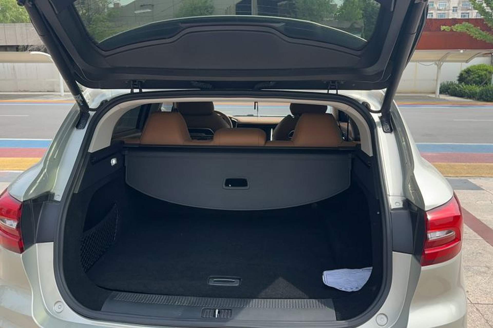 Used Roewe MARVEL X 2018 Rear-Drive Model Interior 5