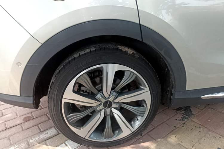 Used Roewe MARVEL X 2018 Rear-Drive Model Right Rear Wheel Hub