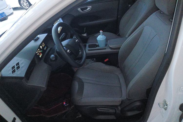 Used Roewe E6 2025 Model 520km Taxi Version Left Front Seat