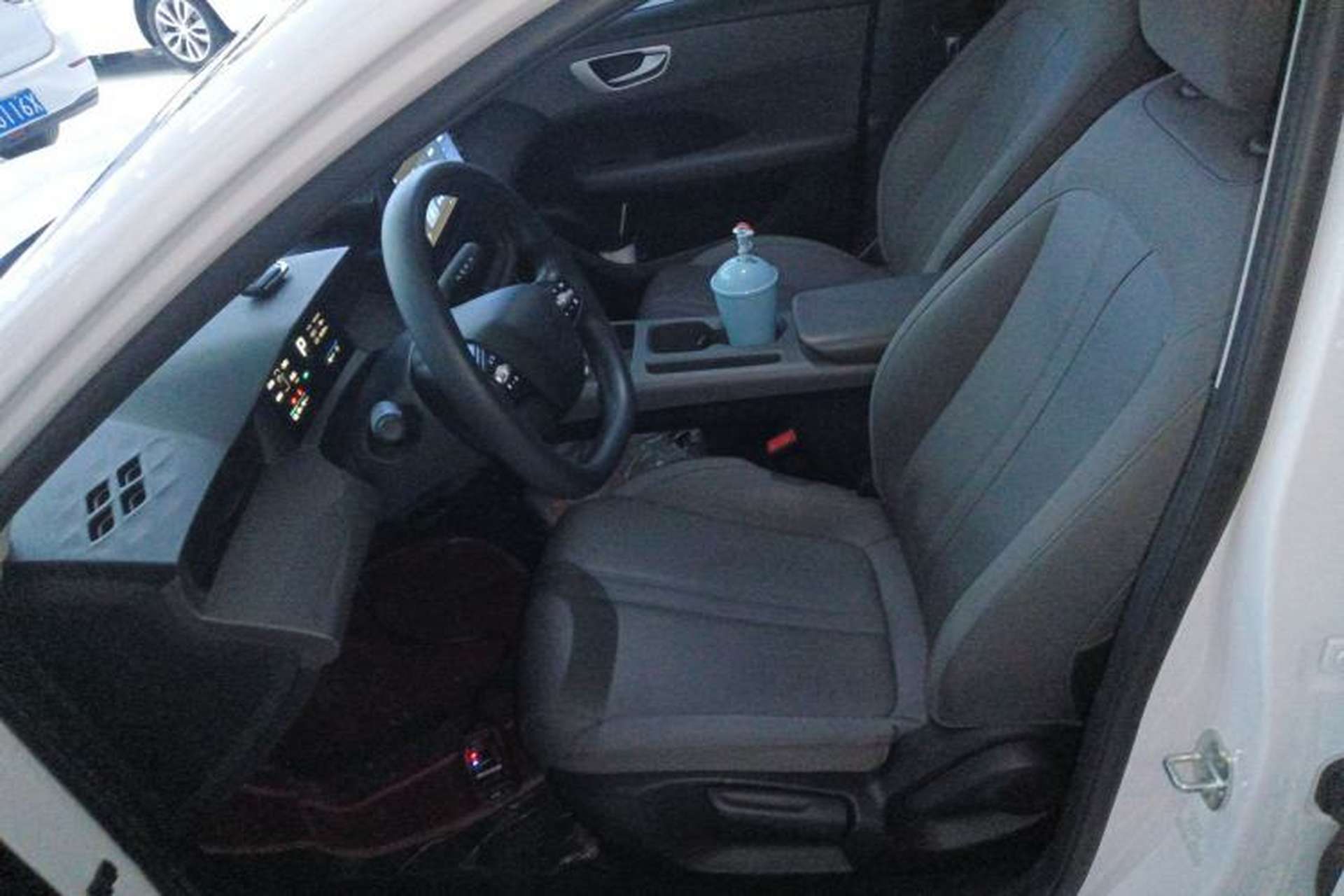Used Roewe E6 2025 Model 520km Taxi Version Left Front Seat