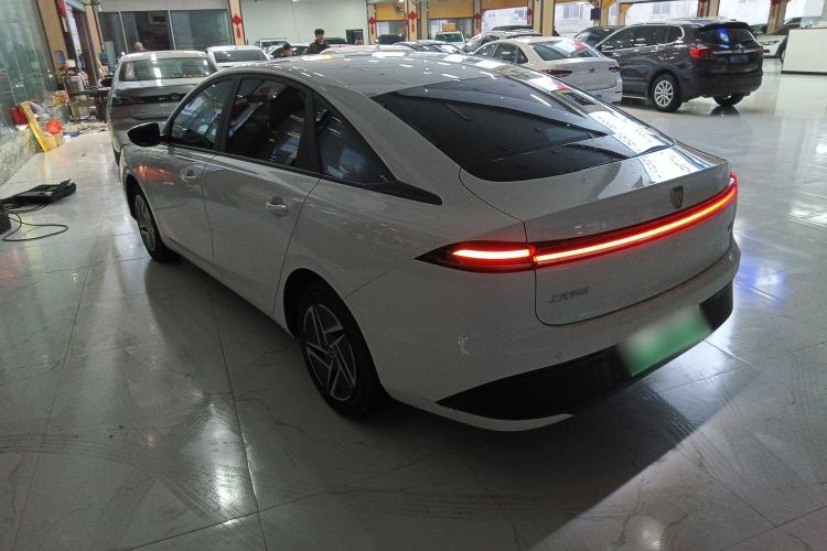 Used Roewe E6 2025 Model 520km Taxi Version Rear Left 45 Deg