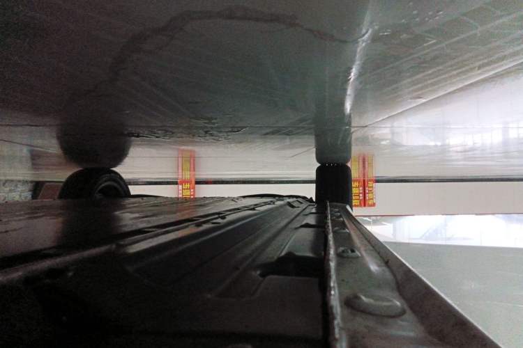 Used Roewe E6 2025 Model 520km Taxi Version Right Side Sill