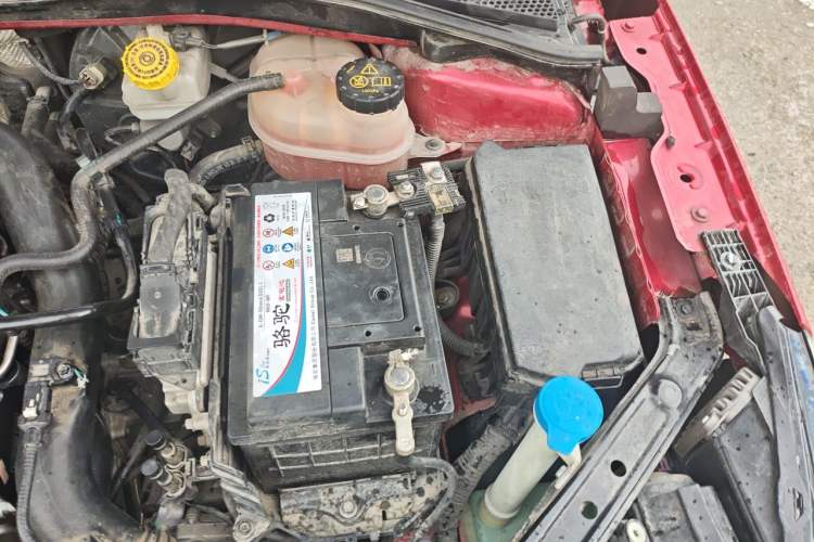 Used Roewe i6  Engine Bay Left