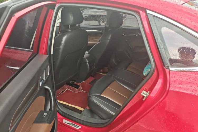 Used Roewe i6  Left Rear Seat
