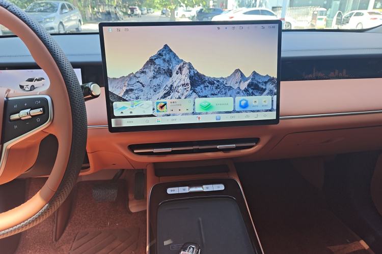 Used Roewe i6 2026 Model 1.5L Zhenjiu Edition Audio And AC Panel