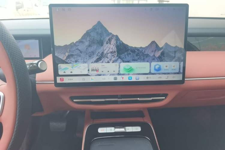 Used Roewe i6 2026 Model 1.5L Zhenjiu Edition Audio And AC Panel