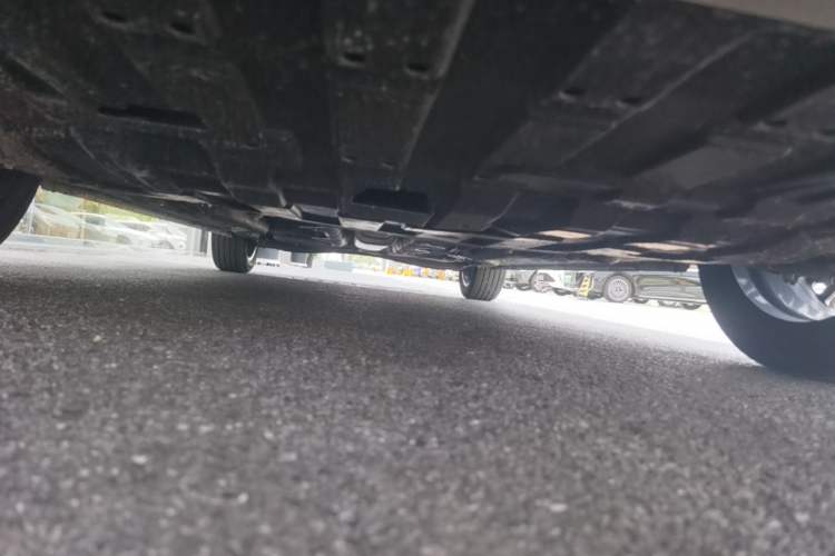 Used Roewe i6 2026 Model 1.5L Zhenjiu Edition Chassis Front