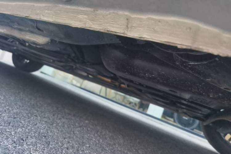 Used Roewe i6 2026 Model 1.5L Zhenjiu Edition Chassis Rear Left