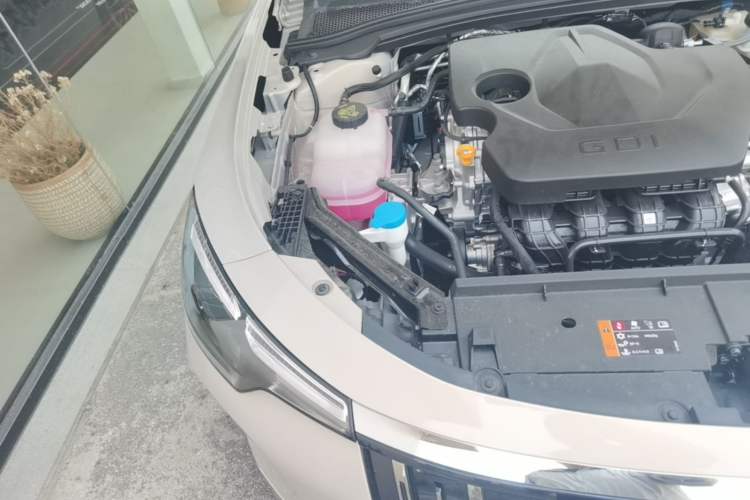 Used Roewe i6 2026 Model 1.5L Zhenjiu Edition Engine Bay Right