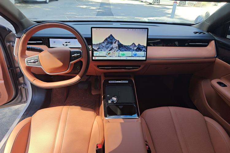 Used Roewe i6 2026 Model 1.5L Zhenjiu Edition Interior 3