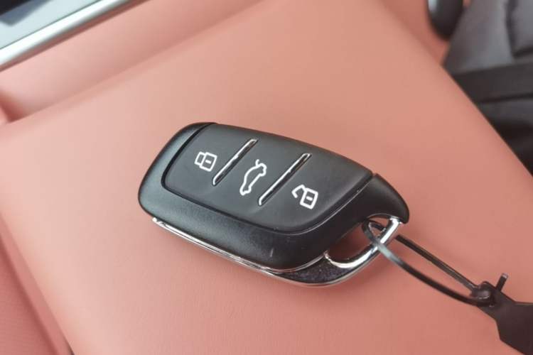 Used Roewe i6 2026 Model 1.5L Zhenjiu Edition Vehicle Key