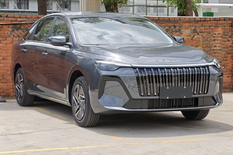 Used Roewe i6 2026 Model 1.5L Changjiu Edition Exterior 2