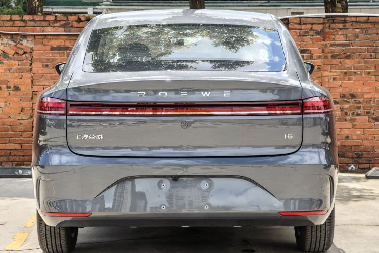 Used Roewe i6 2026 Model 1.5L Changjiu Edition Exterior 4