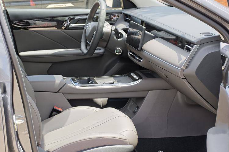 Used Roewe i6 2026 Model 1.5L Changjiu Edition Interior 1