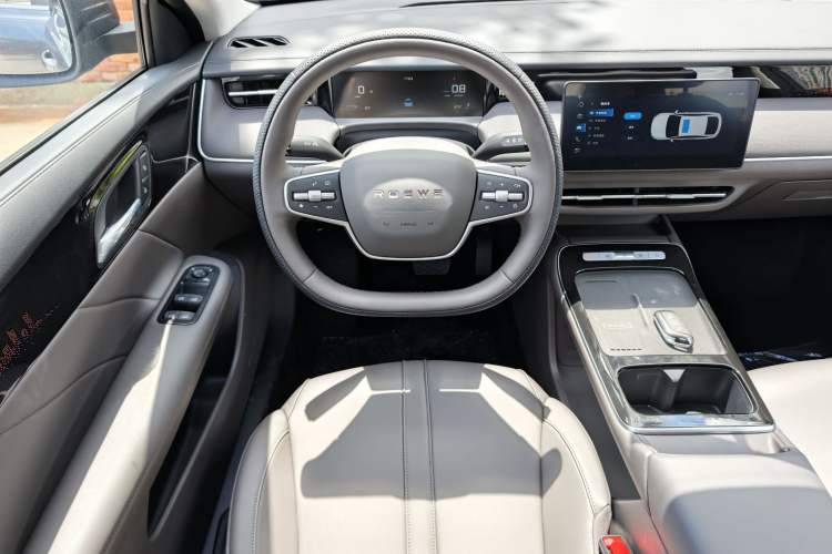 Used Roewe i6 2026 Model 1.5L Changjiu Edition Interior 6