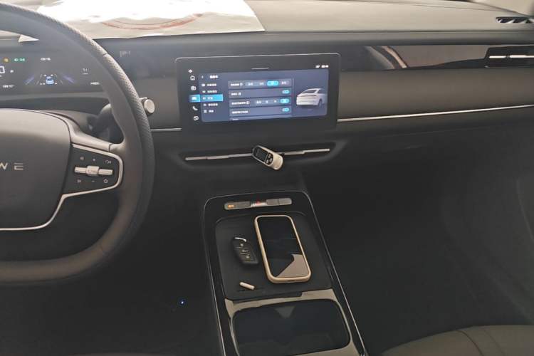 Used Roewe i6 2026 Model 1.5L Changjiu Edition Audio And AC Panel