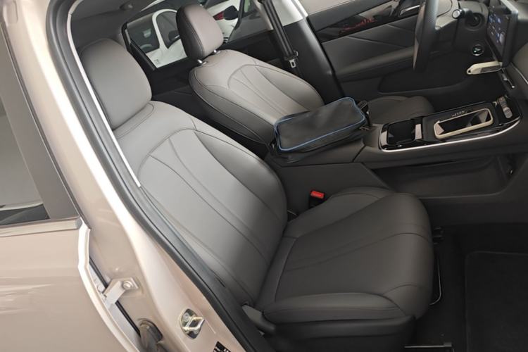 Used Roewe i6 2026 Model 1.5L Changjiu Edition Right Front Seat