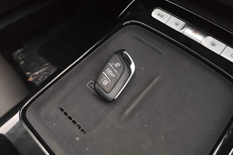 Used Roewe i6 2026 Model 1.5L Changjiu Edition Vehicle Key