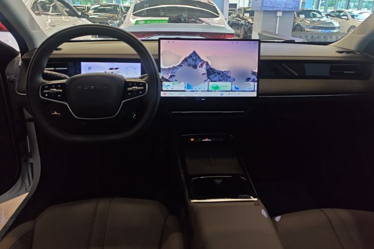 Used Roewe i6 2026 Model 1.5L Haohou Edition Center Console