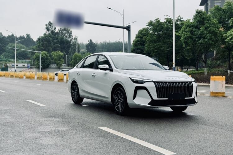 Used Roewe i6 2026 Model 1.5L Changjiu Edition Exterior 2
