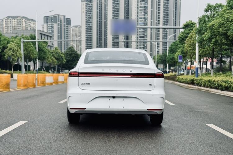 Used Roewe i6 2026 Model 1.5L Changjiu Edition Exterior 5