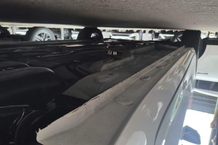 Used Roewe i6 2026 Model 1.5L Haohou Edition Left Side Sill