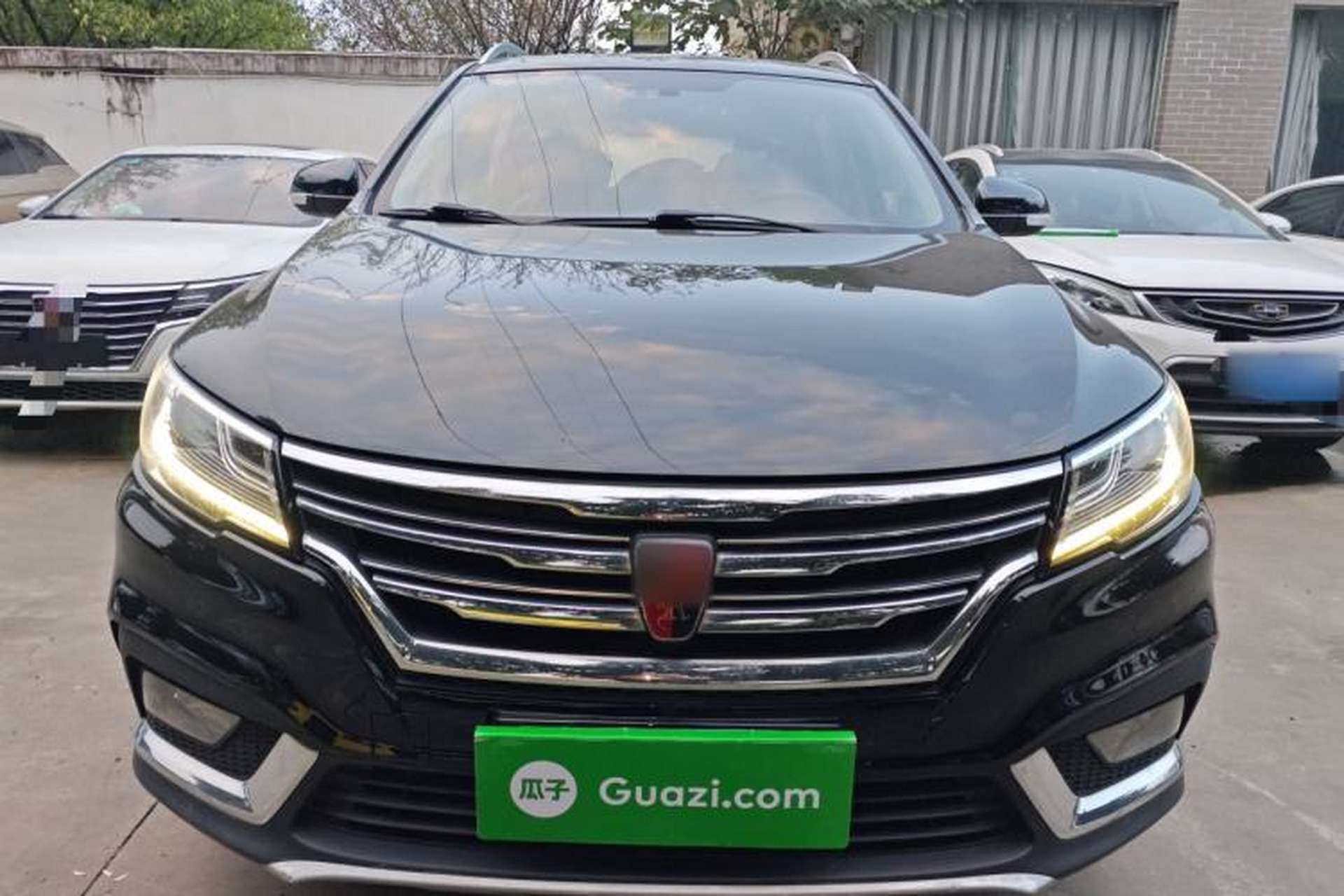 Used Roewe RX3 2018 1.6L Manual Internet Smart Edition Front