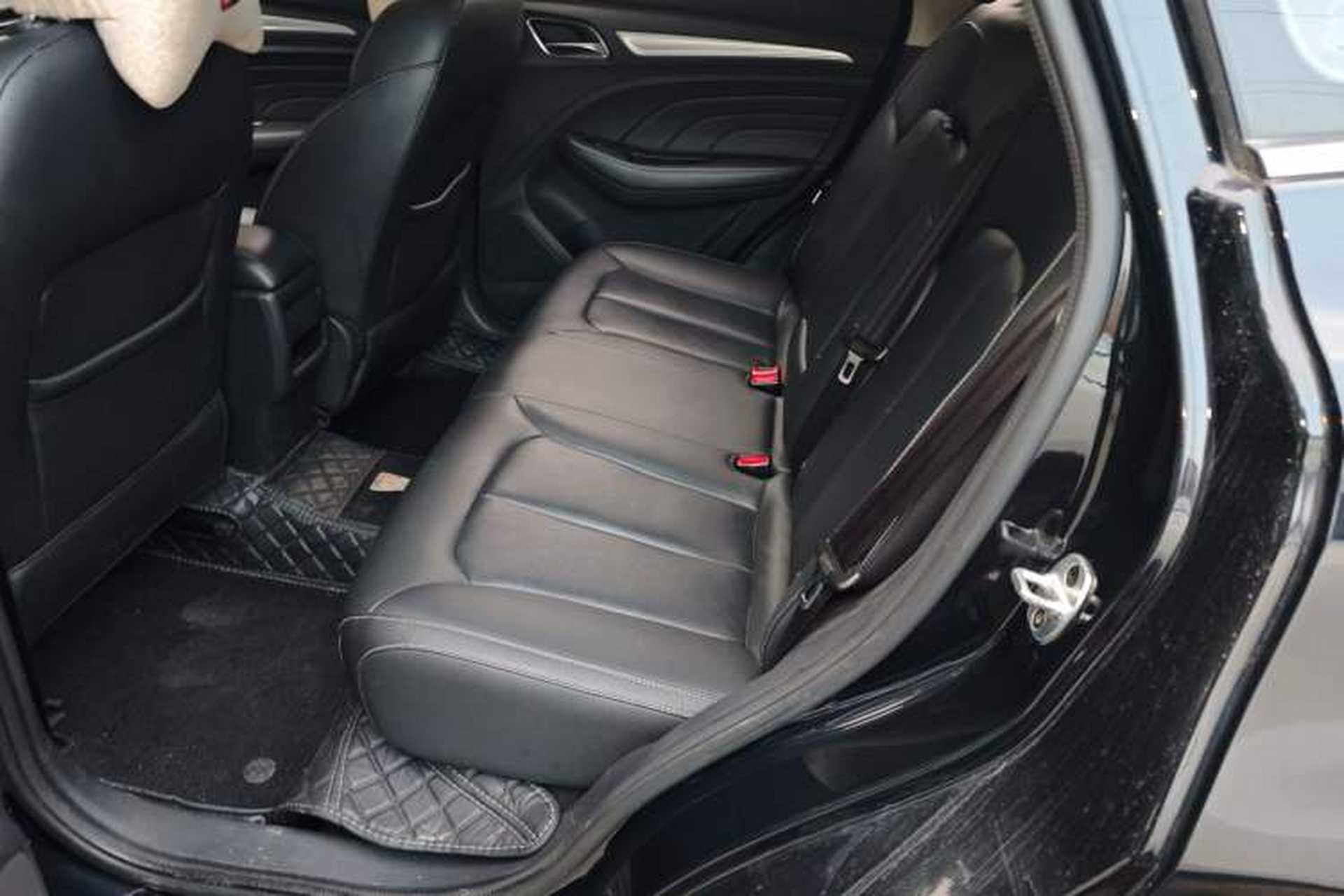 Used Roewe RX3 2018 1.6L Manual Internet Smart Edition Left Rear Seat