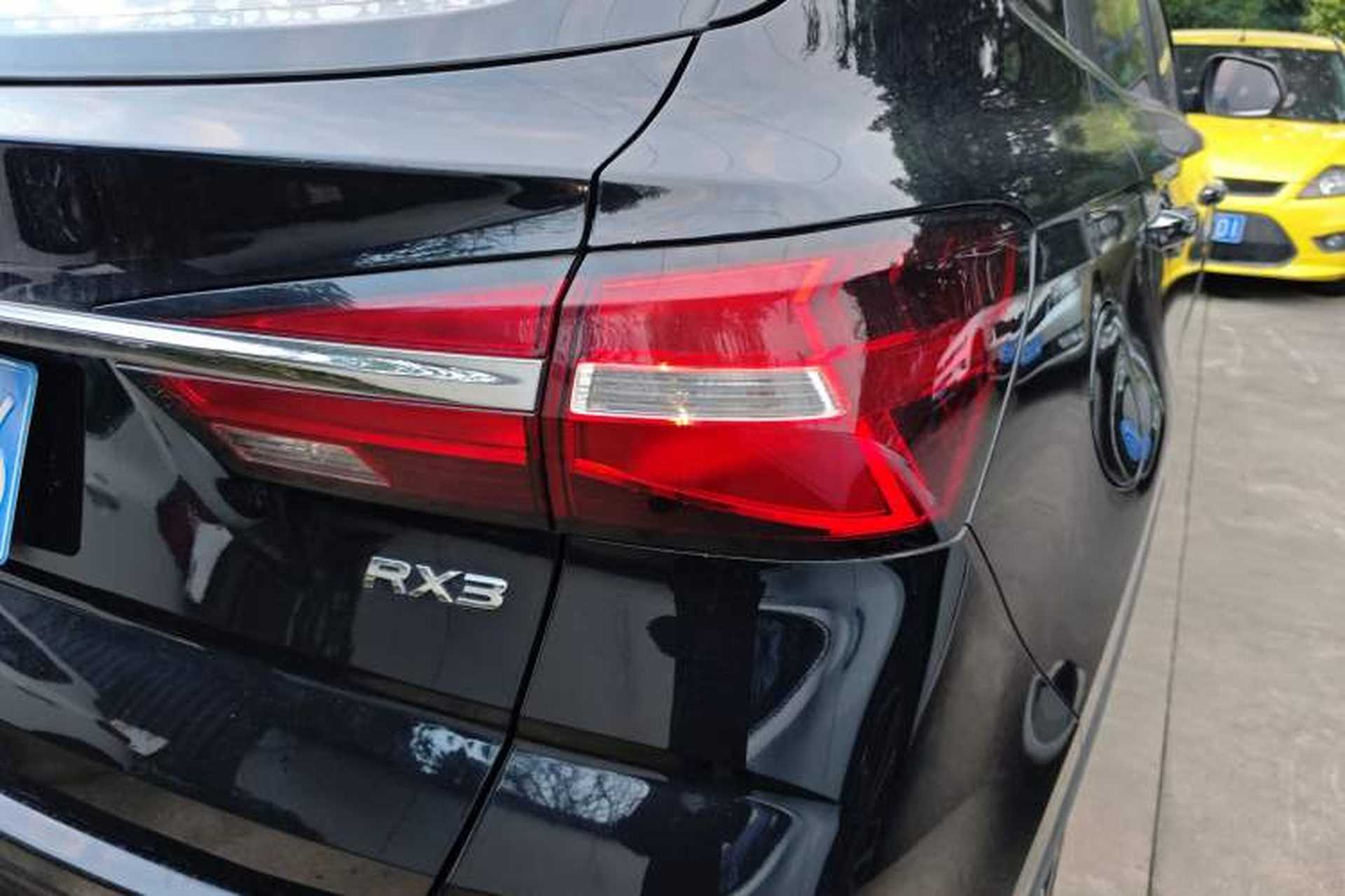 Used Roewe RX3 2018 1.6L Manual Internet Smart Edition Right Rear Taillight