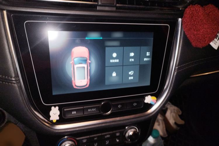 Used Roewe RX3 2018 1.6L CVT Internet Smart Edition Audio And AC Panel